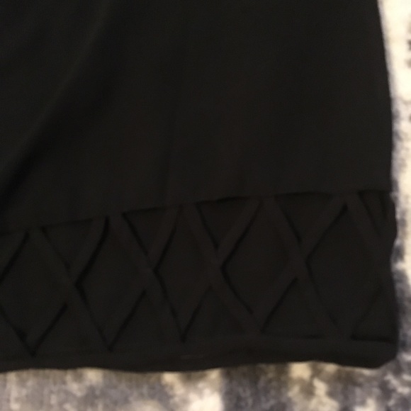 Black 3/4 sleeve dress - Picture 2 of 5